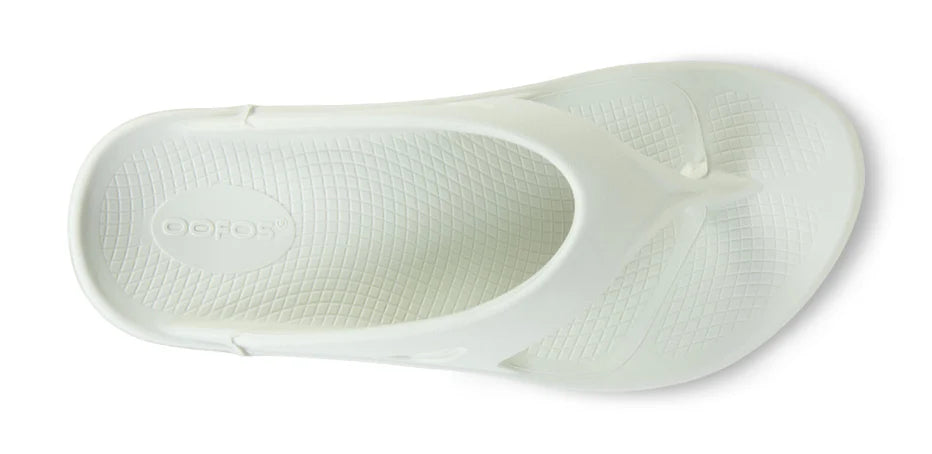 OOriginal - Unisex by Oofos in white, lightweight slides with OOfoam recovery technology for comfort and post-running recovery