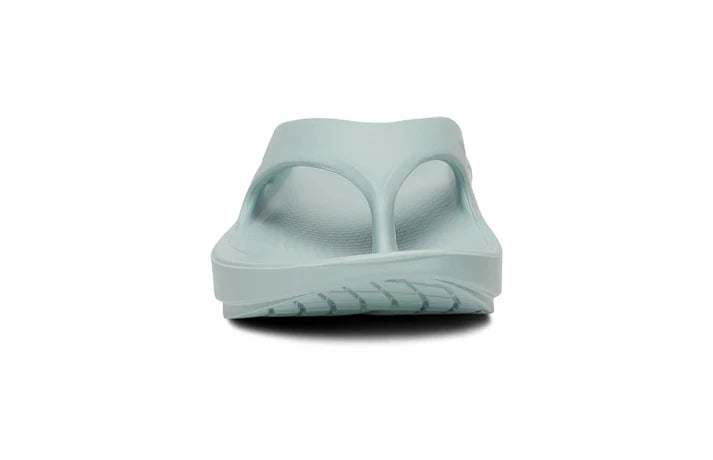 OOriginal - Unisex by Oofos in light blue slides with OOfoam recovery technology for comfort and support, ideal for post-running recovery