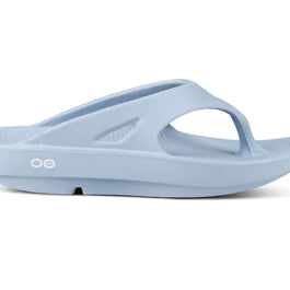 OOriginal - Unisex by Oofos in light blue with OOfoam recovery technology, lightweight slides ideal for post-run recovery and comfort