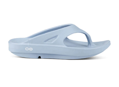 OOriginal - Unisex by Oofos in light blue with OOfoam recovery technology, lightweight slides ideal for post-run recovery and comfort