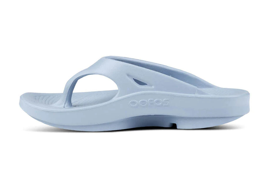OOriginal - Unisex by Oofos in light blue with OOfoam recovery technology, lightweight slide designed for post-running comfort and support