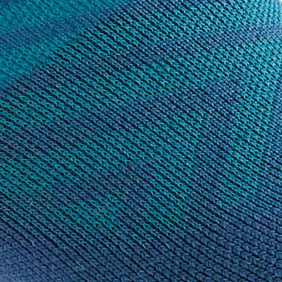 Run Quarter Ultra-Lightweight w/Cushion Running Sock - Women by Darn Tough in blue and teal with silky ribbing and added ankle coverage for running comfort