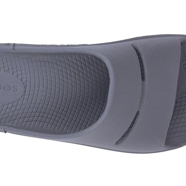 OOahh - Unisex by Oofos in grey slide with agile OOfoam strap absorbing 37% more impact for superior comfort and support