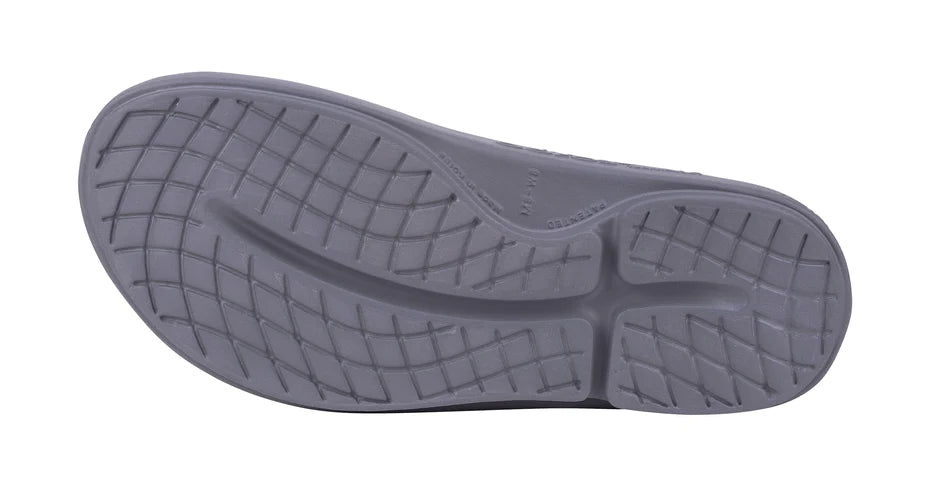 OOahh - Unisex by Oofos in grey with OOfoam strap, impact-absorbing slide for support and comfort, ideal for recovery and casual wear