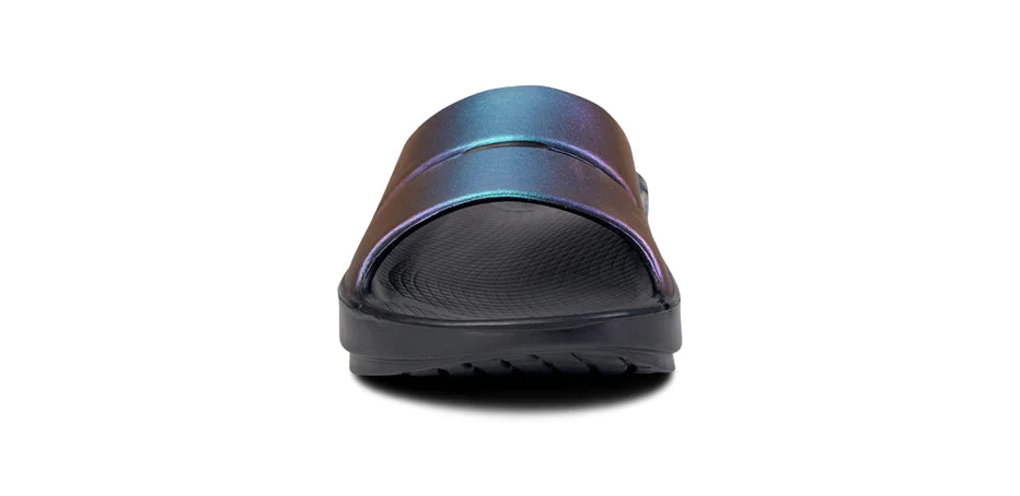 OOahh Luxe - Women by Oofos in black with agile OOfoam strap for support and comfort, stylish slides for casual and recovery wear