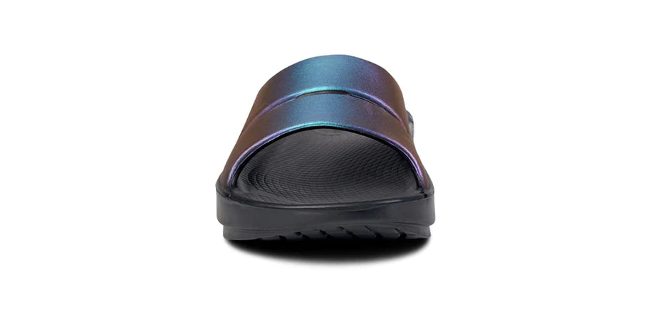OOahh Luxe - Women by Oofos in black with agile OOfoam strap for support and comfort, stylish slides for casual and recovery wear