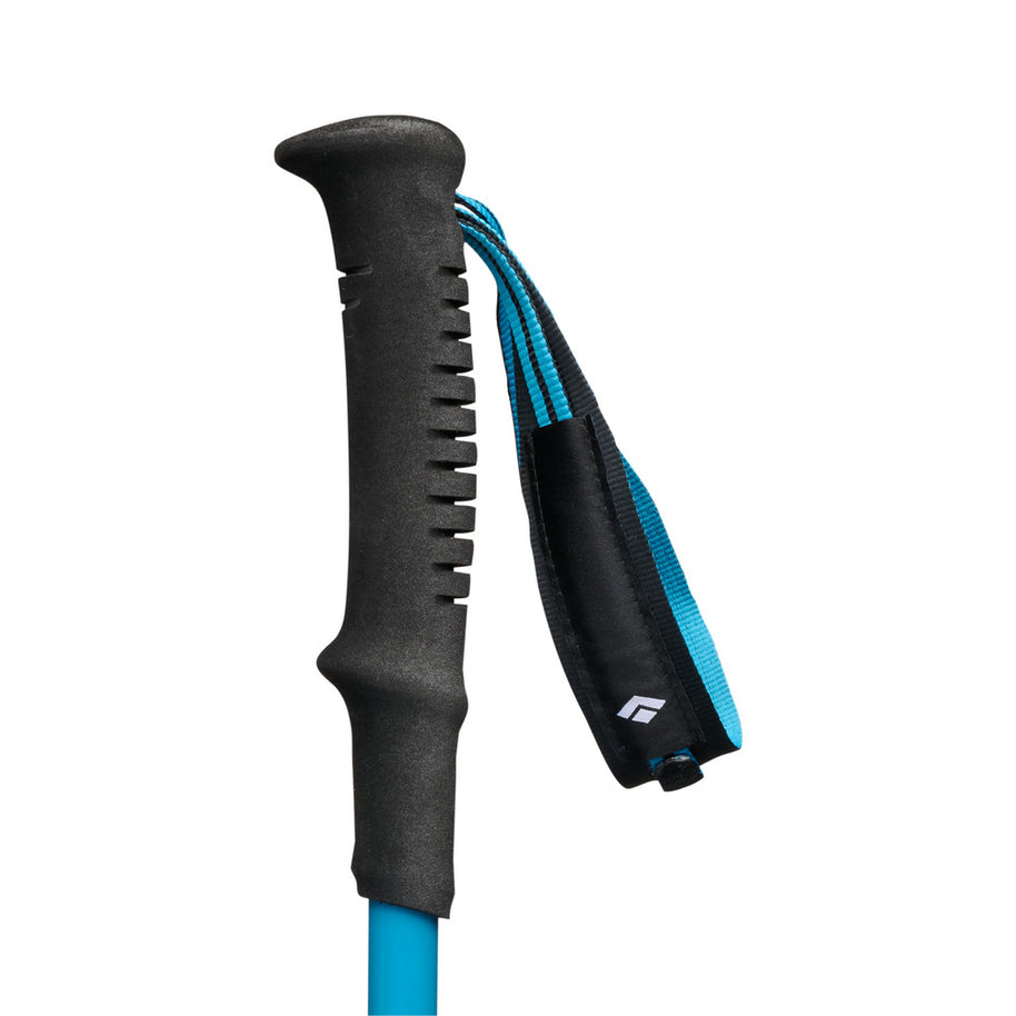 Distance Carbon Z Poles by Black Diamond in blue with black handle, lightweight 100% carbon foldable poles designed for fast travel and running.