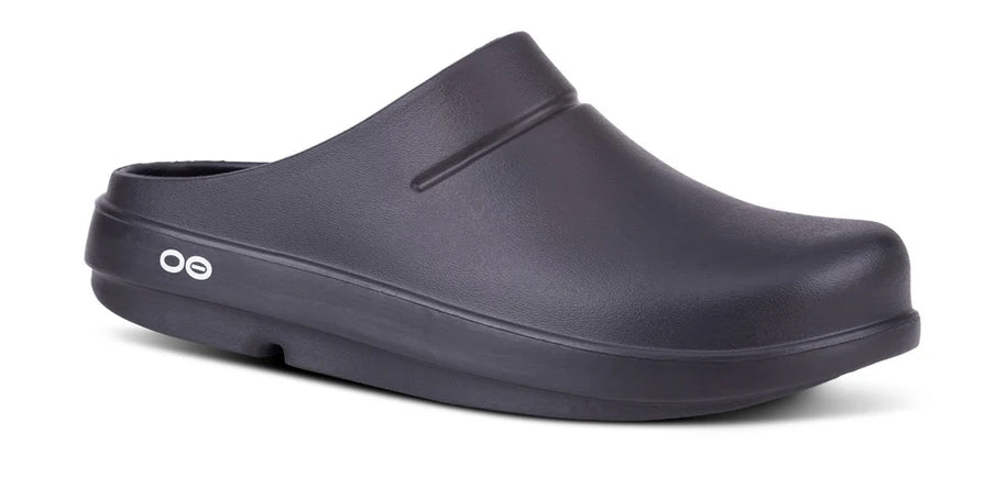 OOcloog - Unisex by Oofos in black, comfortable clog with OOfoam impact absorption and patented footbed for work and leisure use