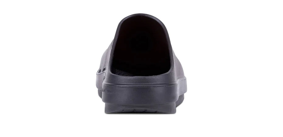 OOcloog - Unisex by Oofos in black, versatile clog with OOfoam technology for superior impact absorption and all-day comfort