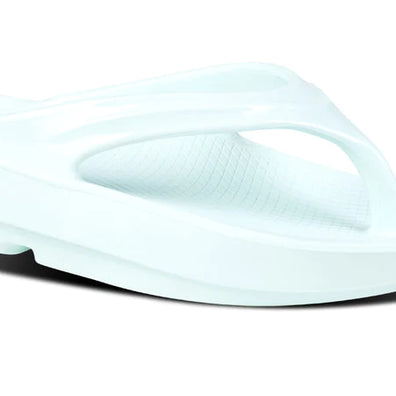 OOlala - Women by Oofos in white with patented OOfoam technology absorbing impact for comfortable casual and post-run recovery slides