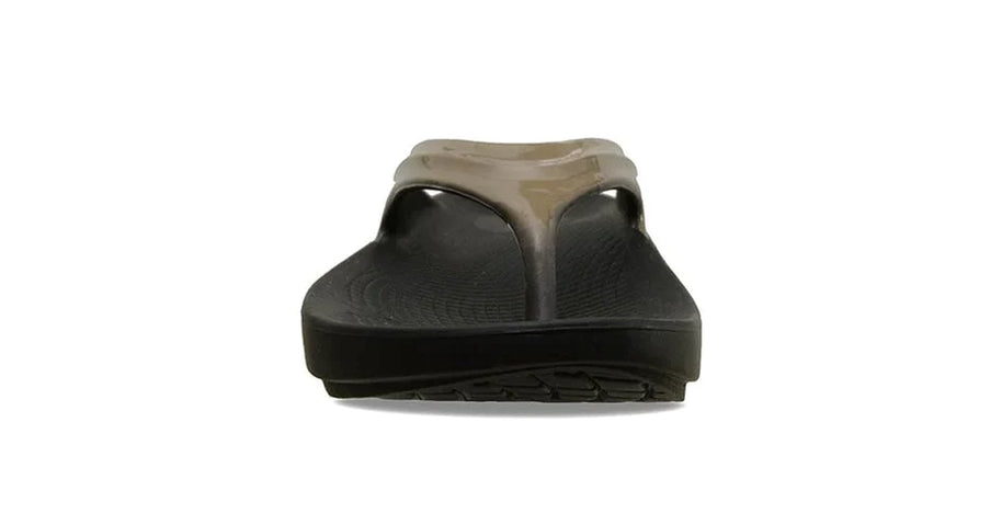 OOlala Luxe - Women by Oofos in black and taupe with patented OOfoam footbed, lightweight slide sandal for all-day comfort and style