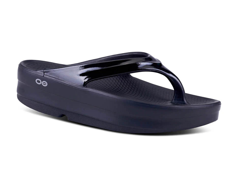 Oomega Oolala - Women by Oofos in black, active recovery sandal with OOfoam technology and patented footbed for comfort and support