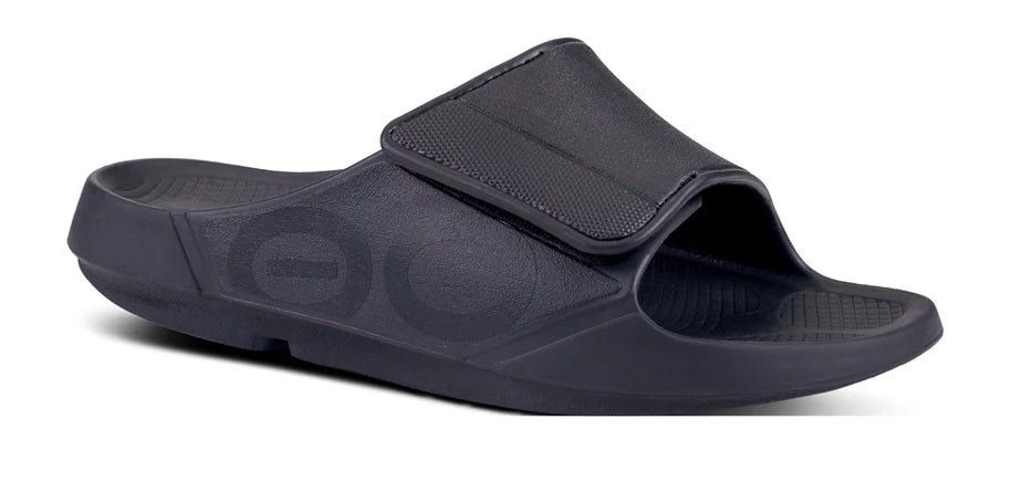 OOahh Sport Flex - Unisex by Oofos in black with agile OOfoam™ strap, adjustable upper for support and comfort, ideal for casual wear