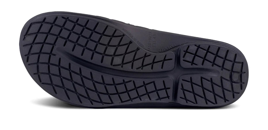 OOahh Sport Flex - Unisex by Oofos in black with OOfoam™ strap, adjustable upper, lightweight slide for support and comfort