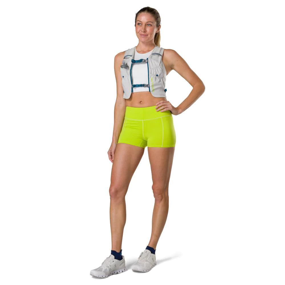 Pinnacle Run Lite Vest by Nathan in light grey, ultra-lightweight breathable hydration vest for road and trail running training