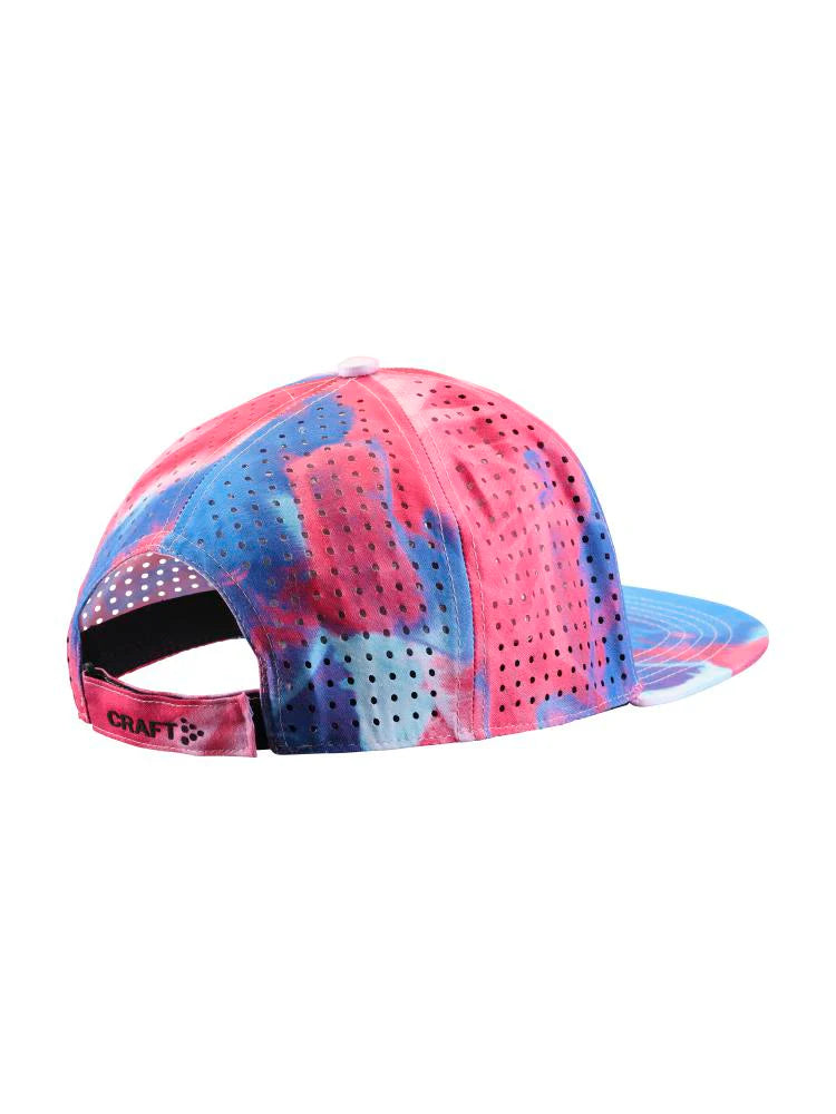 CTM Distance Tech Trucker Cap by Craft in red and blue, breathable running cap with moisture-absorbing mesh lining, ideal for running.