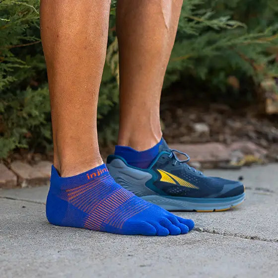 Injinji Run Lightweight No-Show - Unisex blue toe socks designed for running, low bulk, blister prevention, and enhanced toe freedom