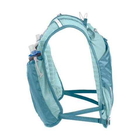 CamelBak Trail Run Vest 5.5L - Women in blue, lightweight hydration vest with mesh panels, ideal for trail running and mountain peak reaching.