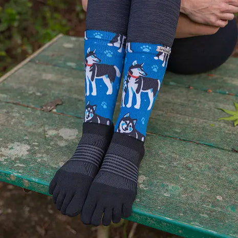 Artist Designed Trail Midweight Crew (Claire Van Winkle) - Women by Injinji in blue and black cushioned toesocks with COOLMAX EcoMade fibers for blister prevention and moisture wicking ideal for running and outdoor use