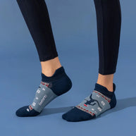Feetures Elite Light Cushion No Show Tab Holiday Run - Limited Edition Socks