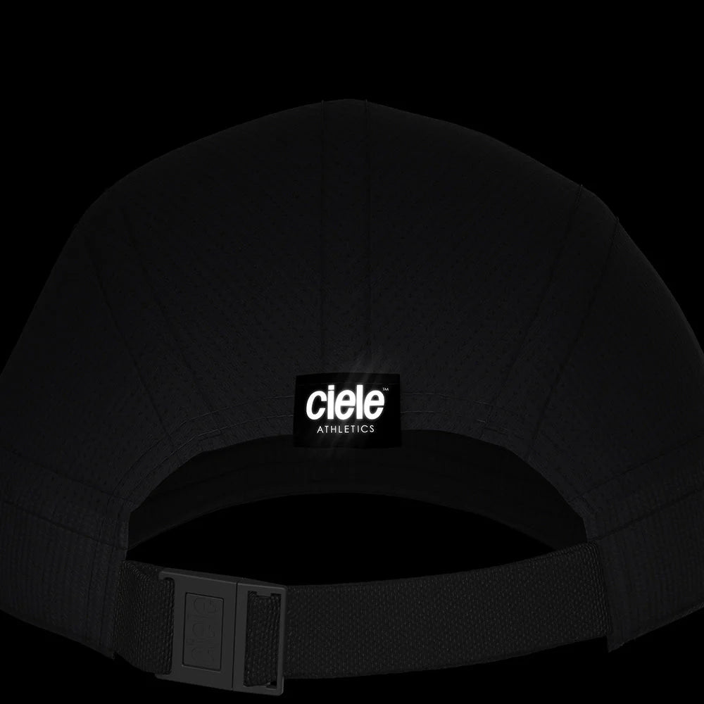 ALZCap Carbon SC - Sunday Love by Ciele in black with COOLmatic|EXP and embedded carbon fibers for temperature control and odor management, designed for long Sunday runs