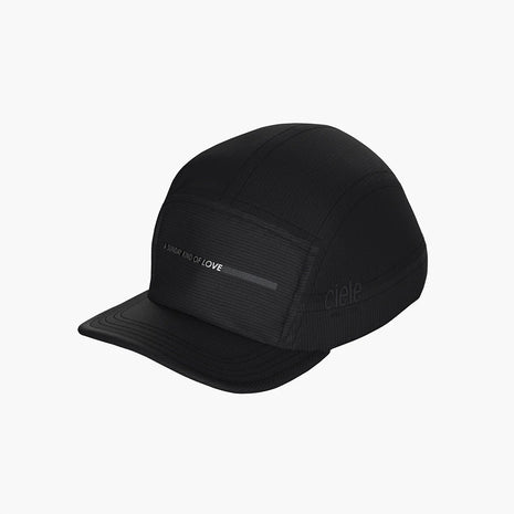 ALZCap Carbon SC - Sunday Love by Ciele in black with embedded carbon fibres, COOLmatic|EXP for temperature control and odour resistance, designed for long Sunday runs