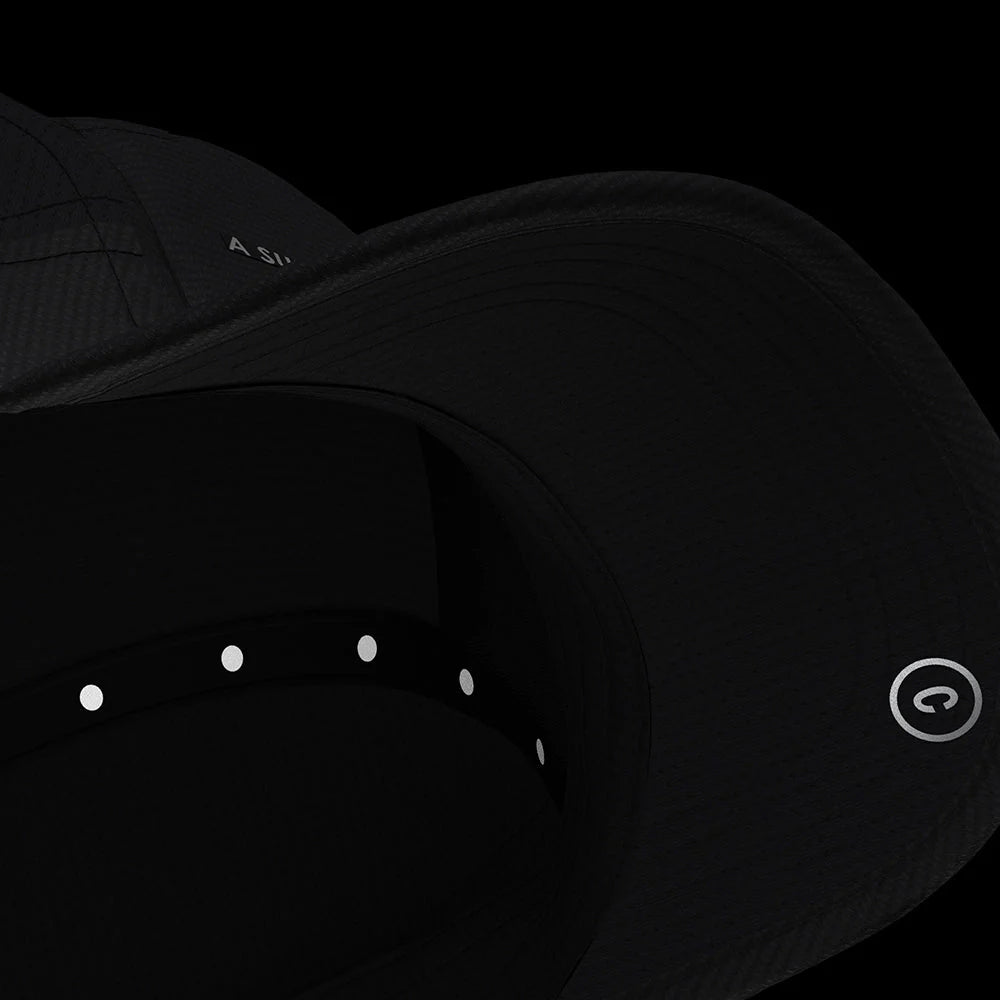 ALZCap Carbon SC - Sunday Love by Ciele in black with embedded carbon fibers for temperature regulation and odor control, ideal for long runs