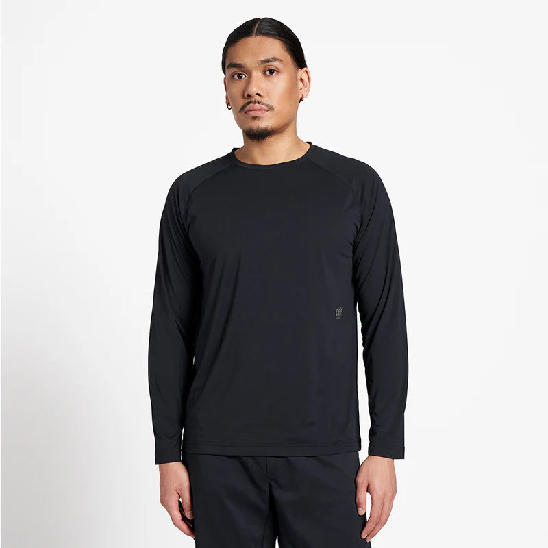 Dly Long Sleeve - Men by Ciele in black, four-way stretch performance shirt with UPF 50+ for running and outdoor use in Canada