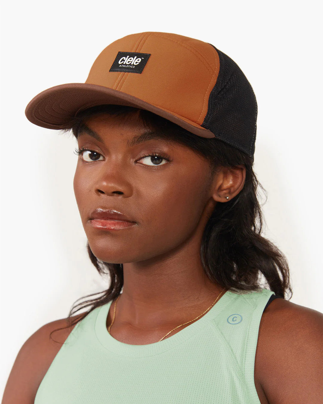 TRKCap SC - Box by Ciele, brown and black technical trucker cap with curved brim, pinched crown, COOLmatic 3D air mesh ideal for running