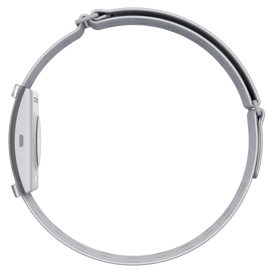 Heart Rate Monitor by Coros in light grey with adjustable strap, Bluetooth-enabled for accurate long-lasting heart rate tracking during workouts
