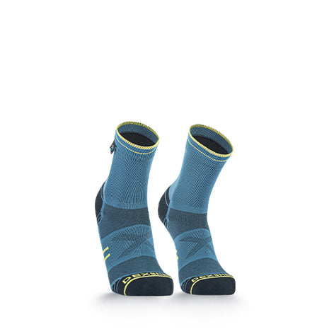 Running Lite Socks 2.0 by Dexshell in blue and black, waterproof trail running socks with abrasion resistance for ultra running protection