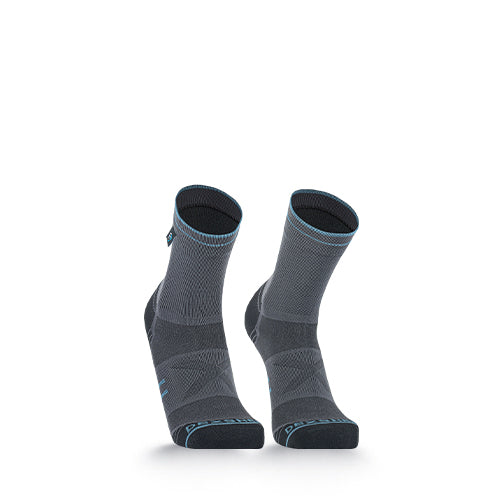 Running Lite Socks 2.0 by Dexshell in grey and black, waterproof trail running socks with abrasion resistant inners for ultra running protection