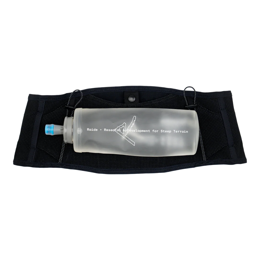 650mL Locking Flask by Raide Research in clear with locking cap and nozzle to prevent leaks, designed for running and outdoor use