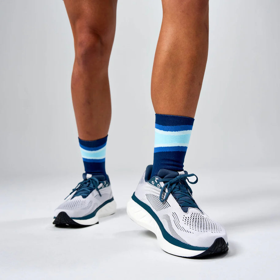 Feetures Elite Light Cushion Mini-Crew Socks
