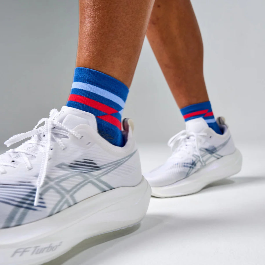 Feetures Elite Light Cushion Quarter Socks