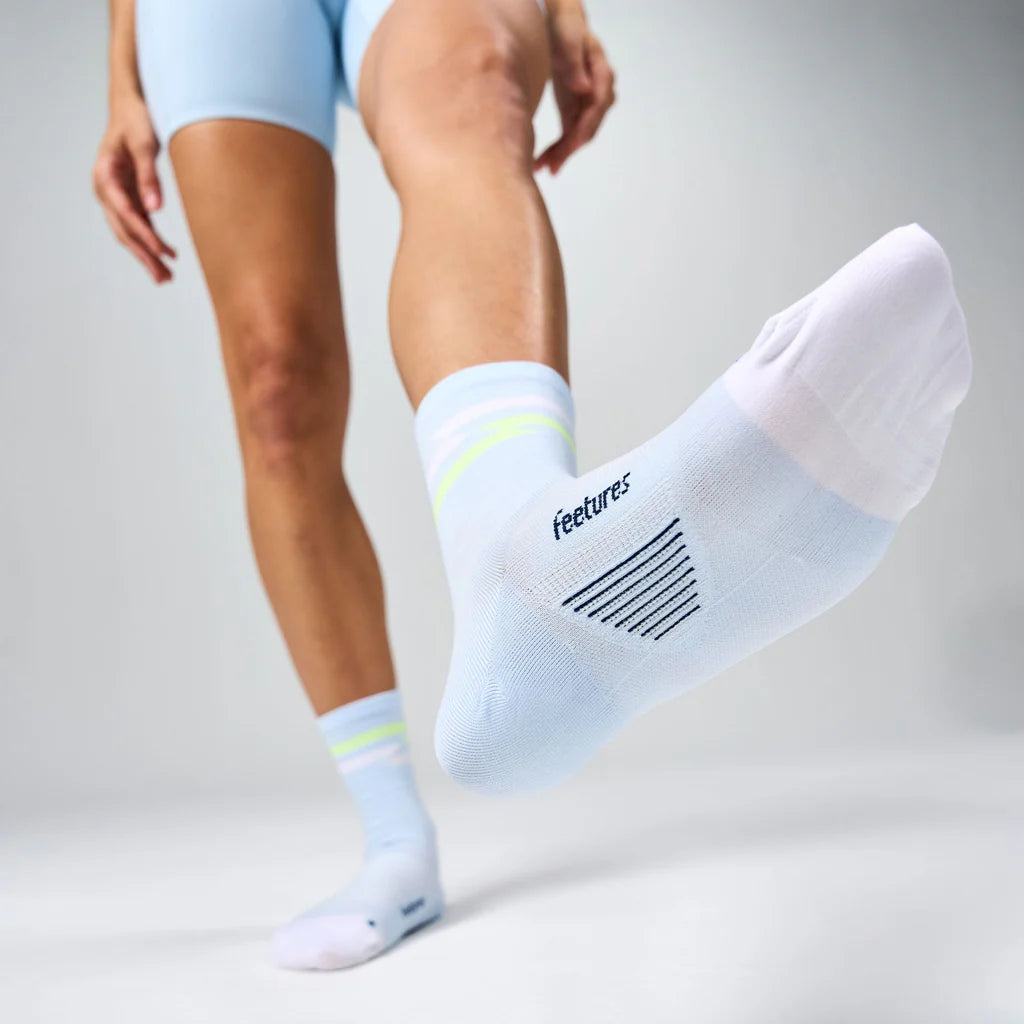 Feetures Elite Ultra Light Cushion Mini Crew Socks