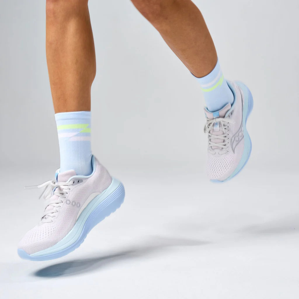 Feetures Elite Ultra Light Cushion Mini Crew Socks