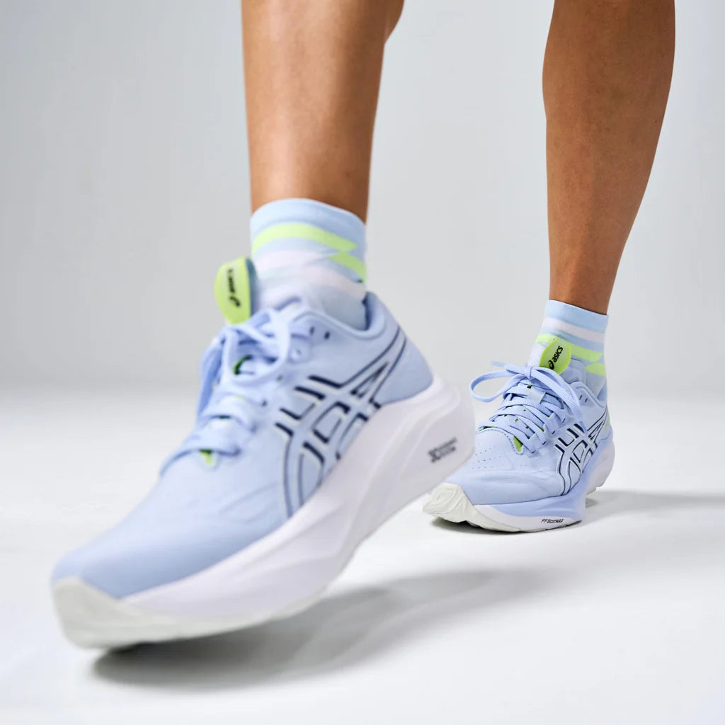 Feetures Elite Ultra Light Cushion Quarter Socks