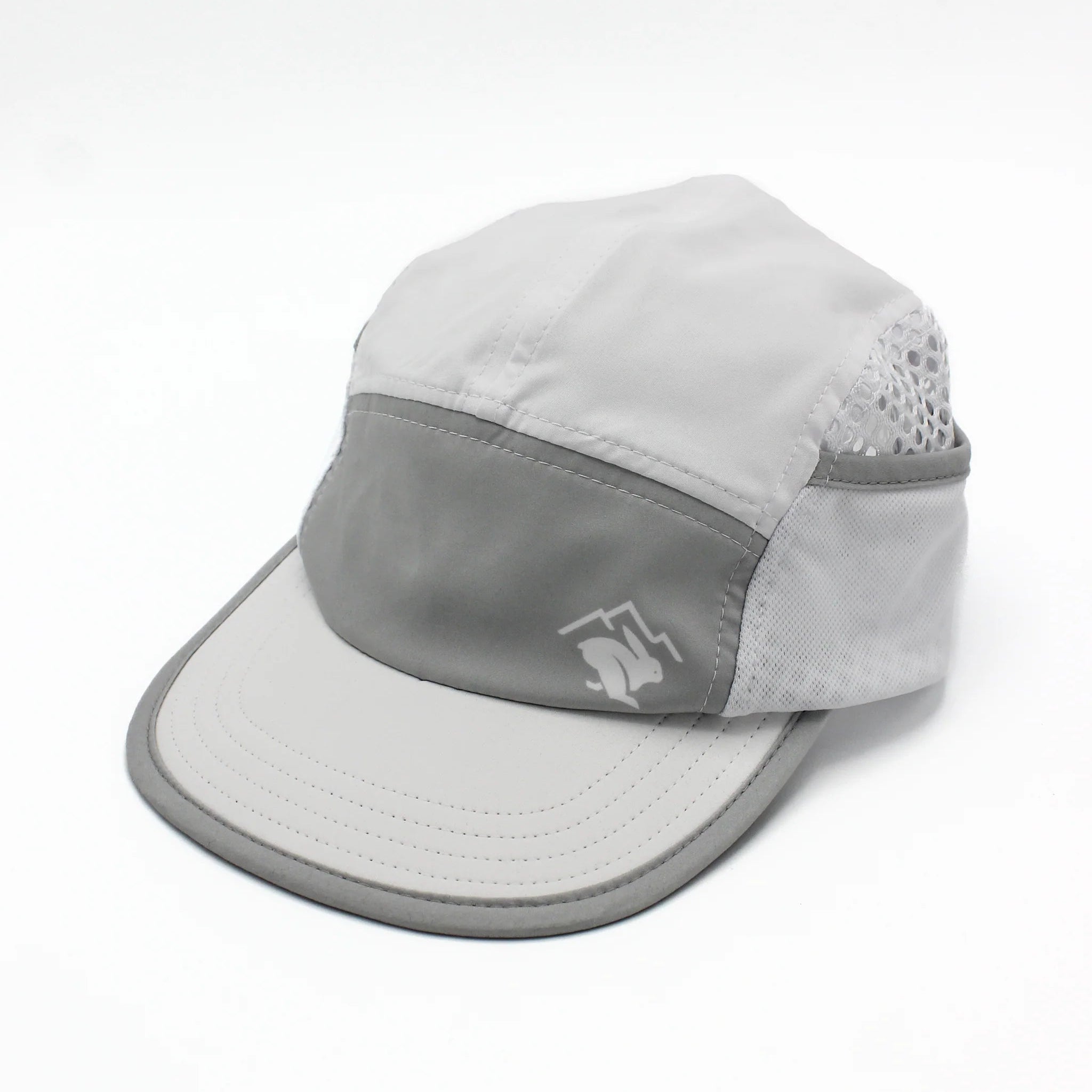 Ice Hat by Rabbit in light grey and white, running hat with ice pockets and cooling mesh, ideal for hot summer runs in Canada