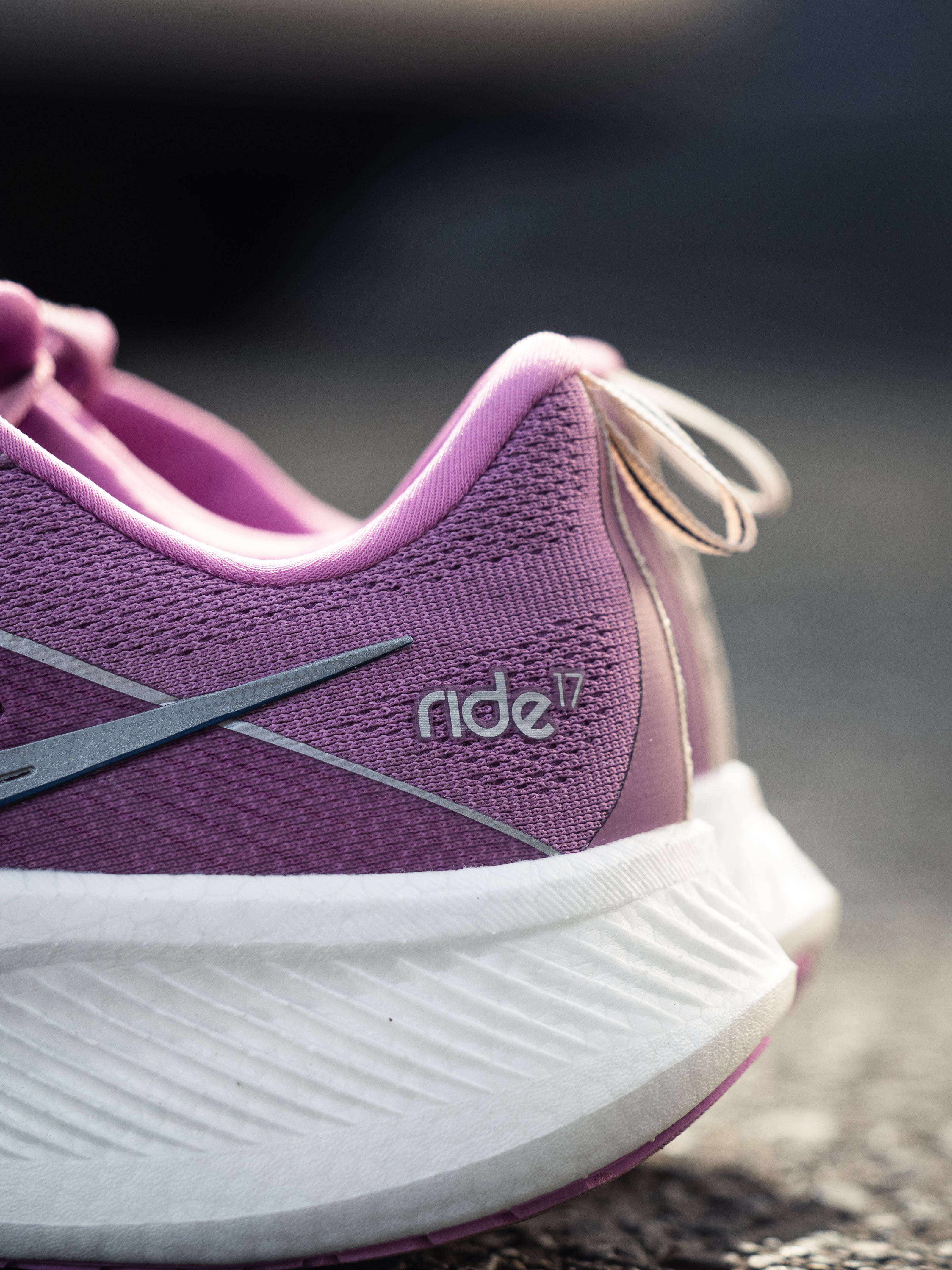 Ride 17 - Women by Saucony in purple with advanced PWRRUN+ foam cushioning, lightweight road running shoe for comfort and daily runs