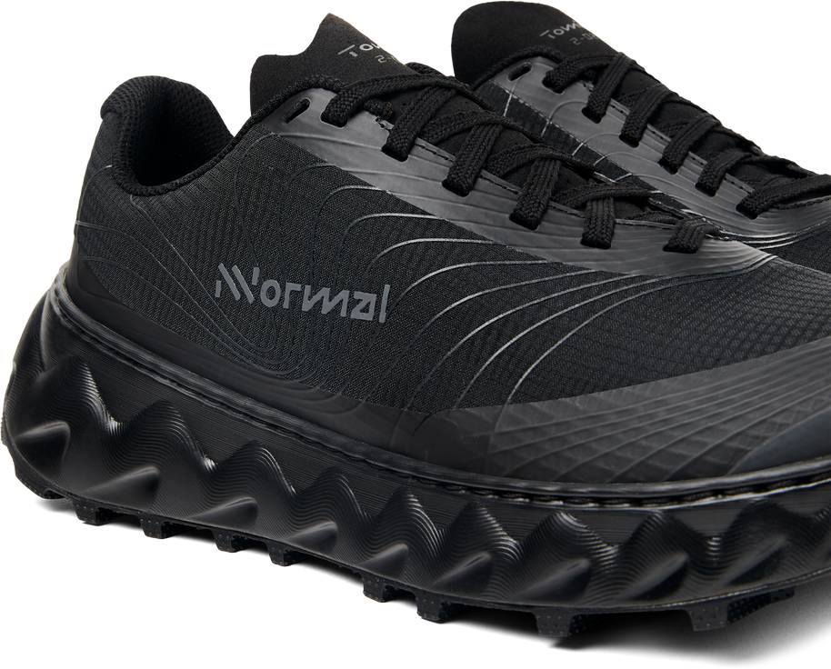 Tomir 2.0 - Unisex by NNormal in black, versatile and comfortable trail shoe designed for running and outdoor activities
