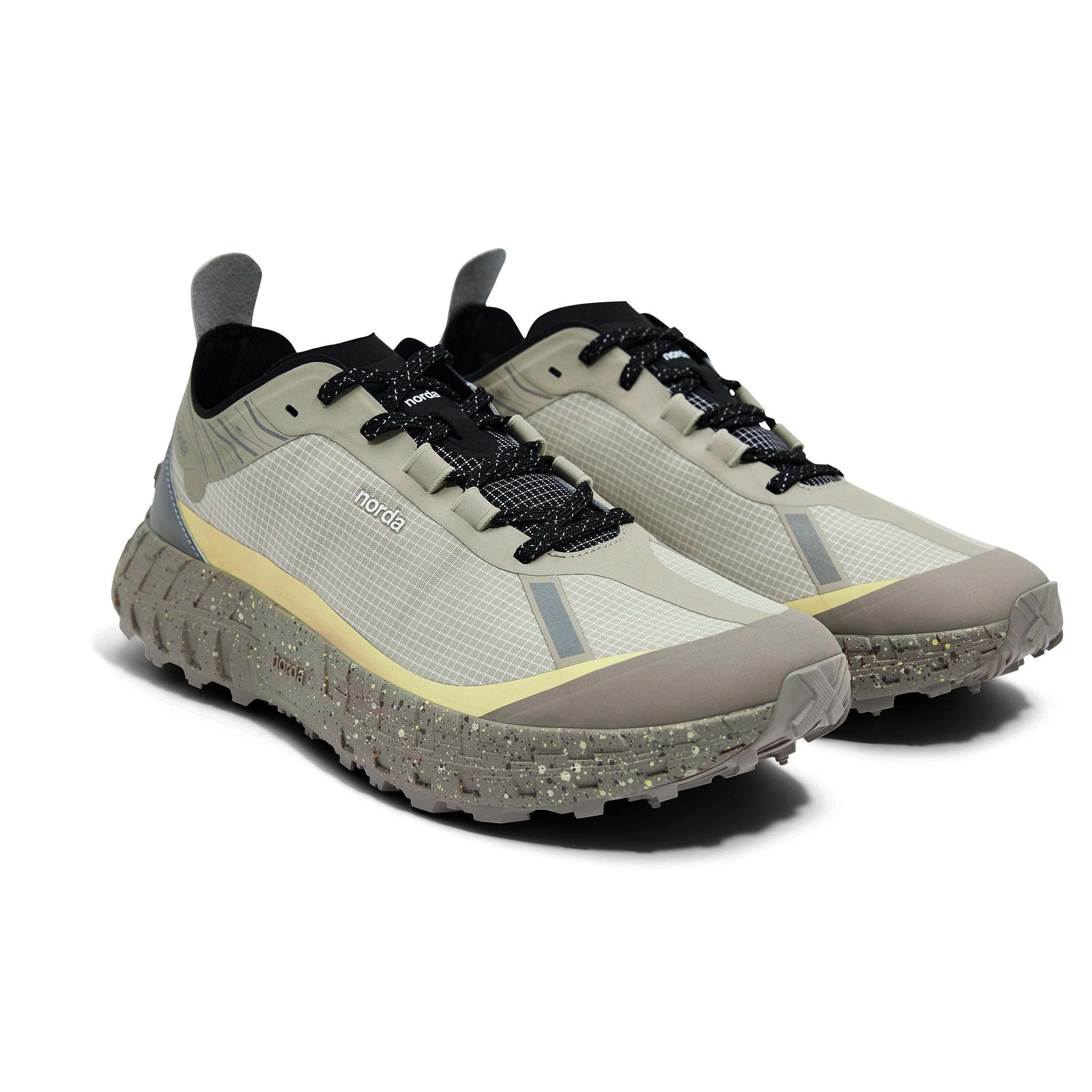 001A - Calcite - Men by Norda, light beige trail running shoe with Arnitel TPEE midsole, lightweight and durable for outdoor trail use