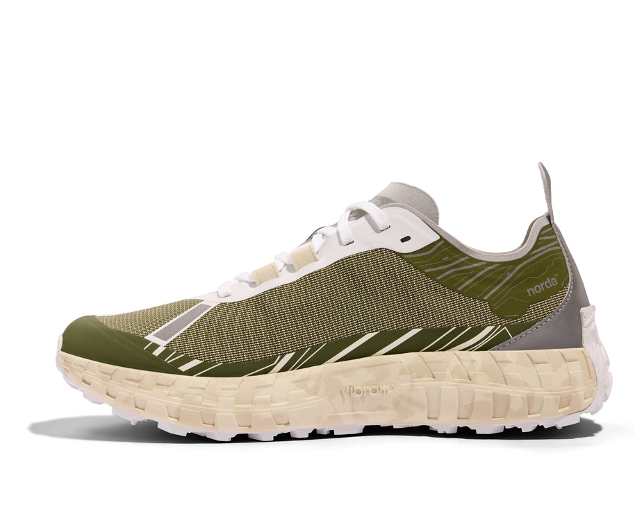 001 Glitch - Women by Norda in olive green and beige with seamless Bio-Dyneema upper and Vibram sole, lightweight for trail running
