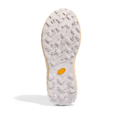001 Glitch - Women by Norda in beige showing Vibram soleplate, lightweight trail shoe with Bio-Dyneema upper for running and hiking