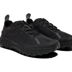 001 Core - Women by Norda in all black with seamless Bio-Dyneema upper and Vibram sole, lightweight trail running shoe for outdoor use