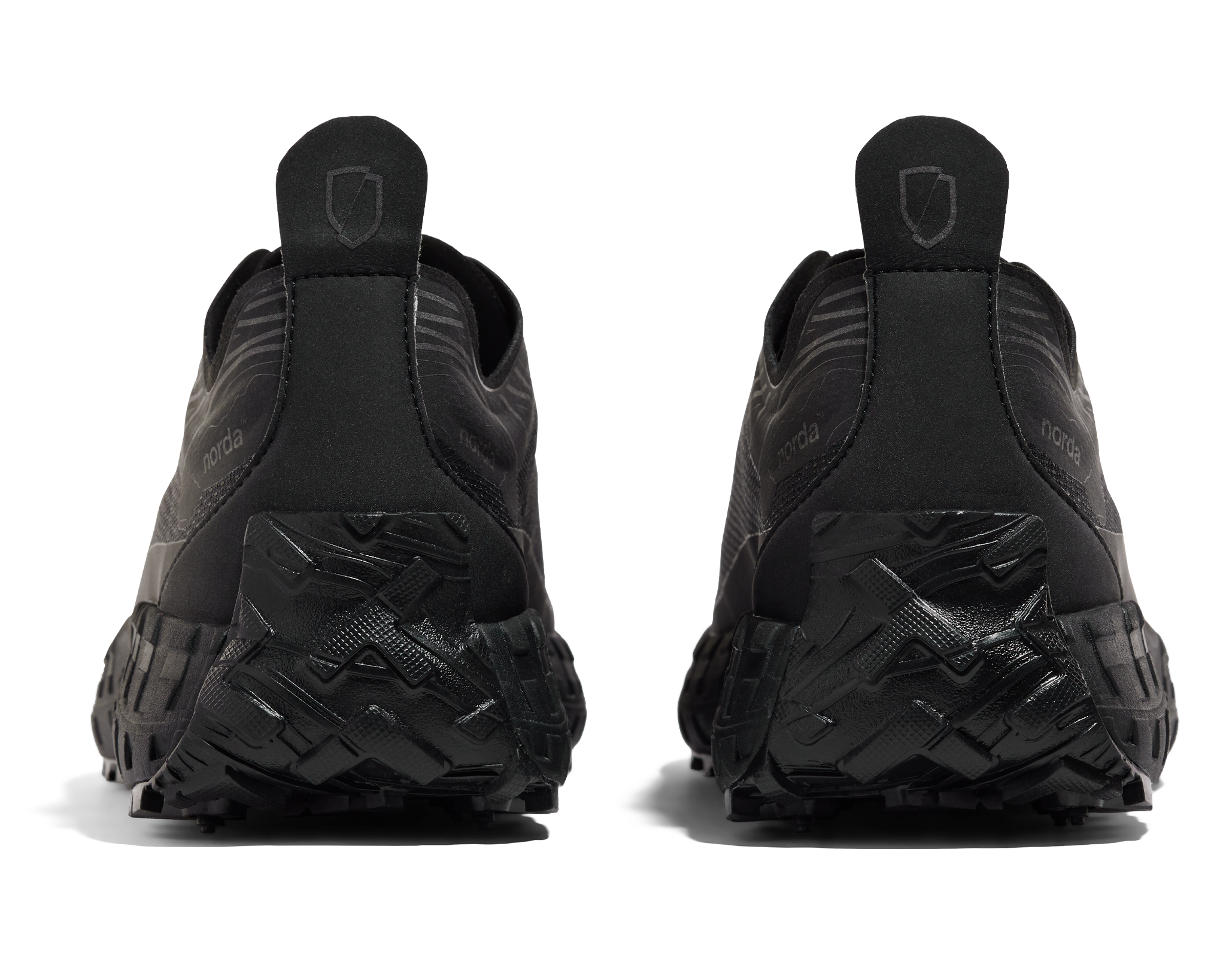 001 Core - Women by Norda in black lightweight trail shoe with seamless Bio-Dyneema upper and Vibram sole for rugged outdoor use