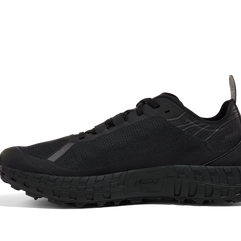001 Core - Women by Norda in black with seamless Bio-Dyneema upper and Vibram sole, lightweight trail running shoe from Canada