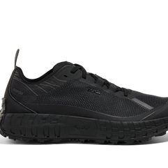 001 Core - Women by Norda in black lightweight trail shoe with seamless Bio-Dyneema upper and Vibram sole for running and outdoor use
