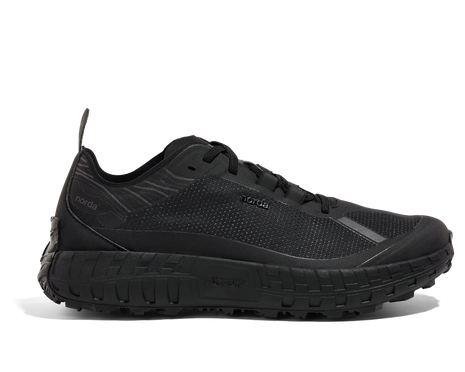 001 Core - Women by Norda in black lightweight trail shoe with seamless Bio-Dyneema upper and Vibram sole for running and outdoor use