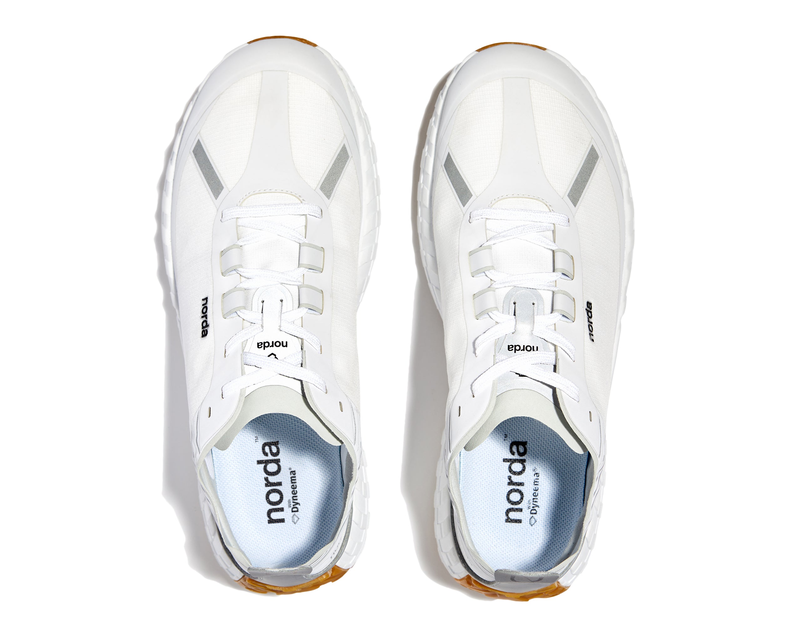 001 Core - Women by Norda in white with Bio-Dyneema upper and Vibram sole, lightweight trail shoe for durable outdoor running and hiking